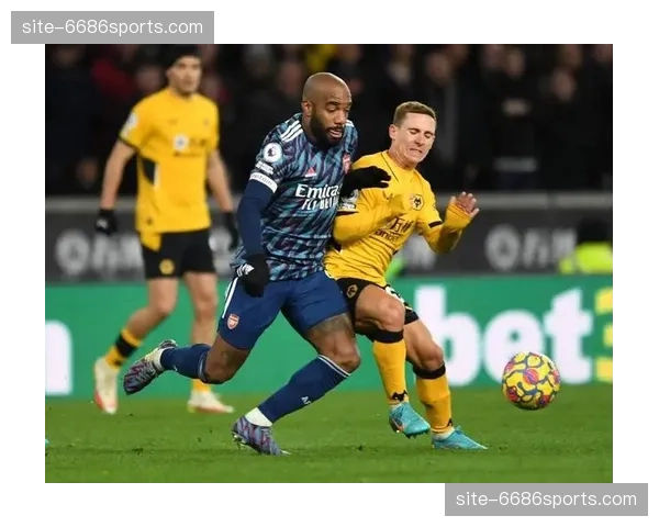 防守组织紧凑性分析 荷兰乌拉圭低位防守体系较为成熟